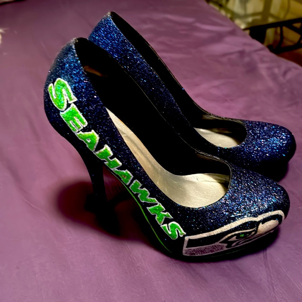Seahawk size 7 1/2 pump
